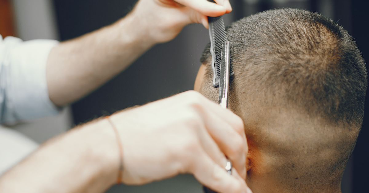 pánsky účes buzz cut